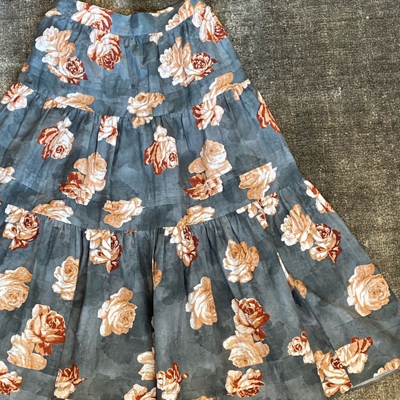 the westside Allora tiered midi skirt (XS) - Picture 8 of 10